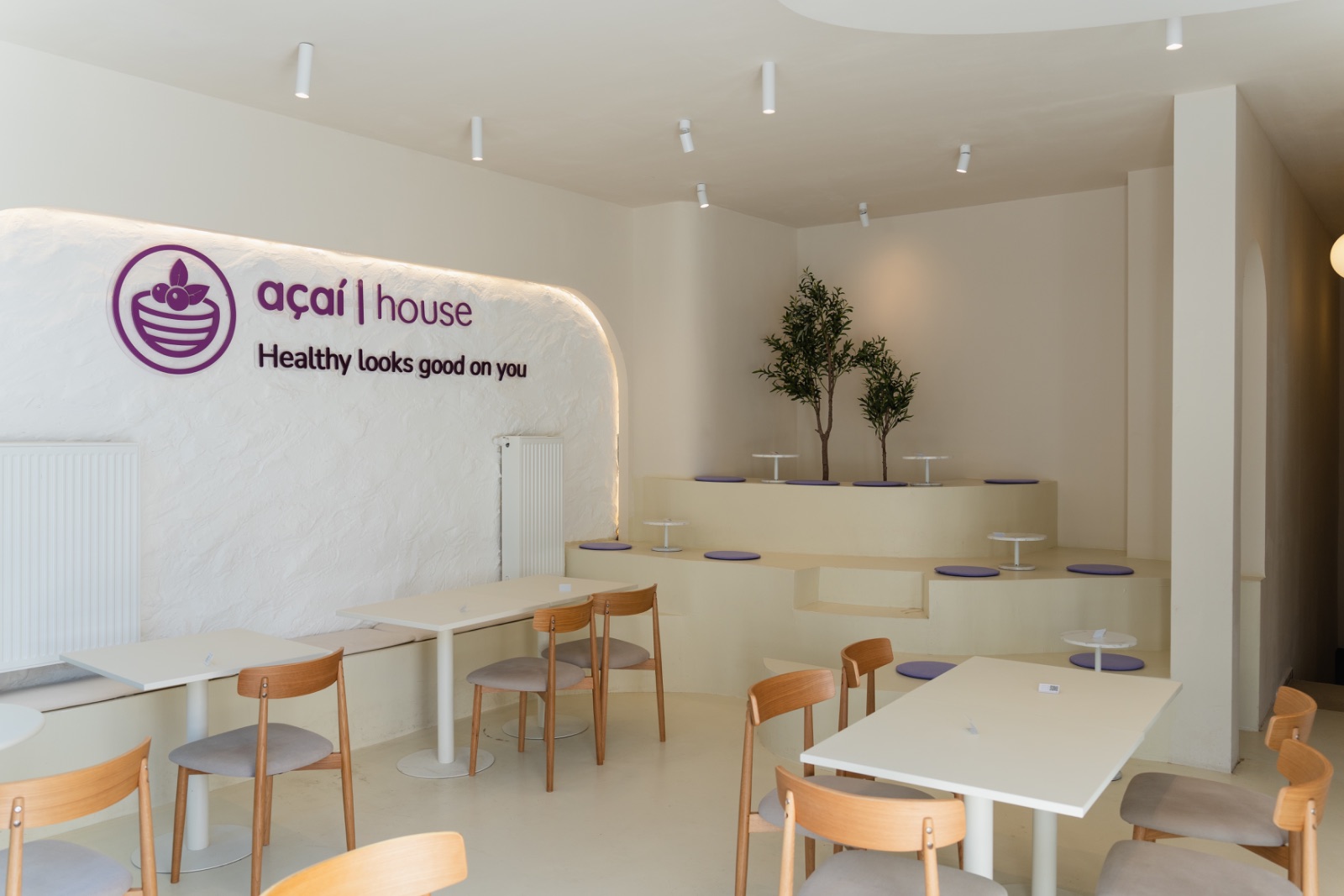 Açaí House Interior